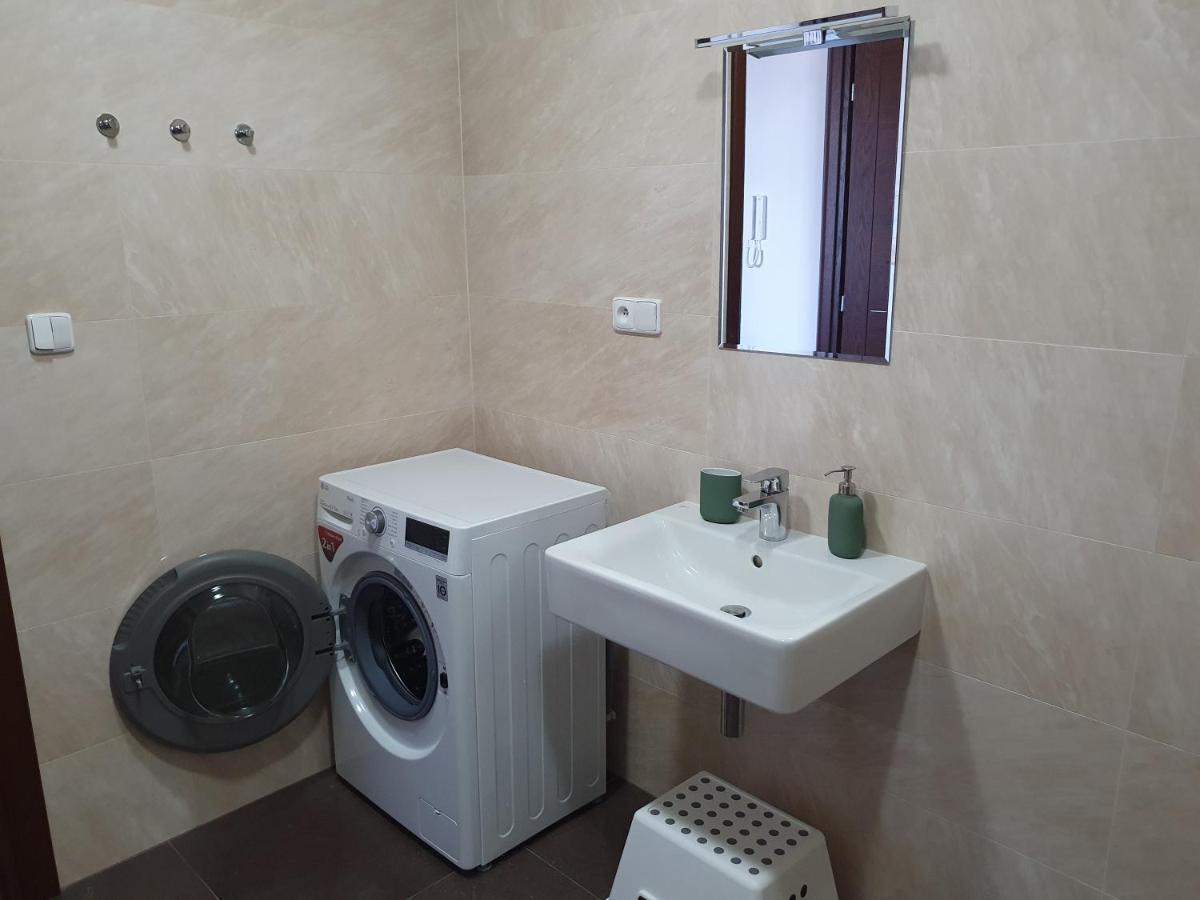 شقة Apartman S Wellness كارلوفي فاري المظهر الخارجي الصورة